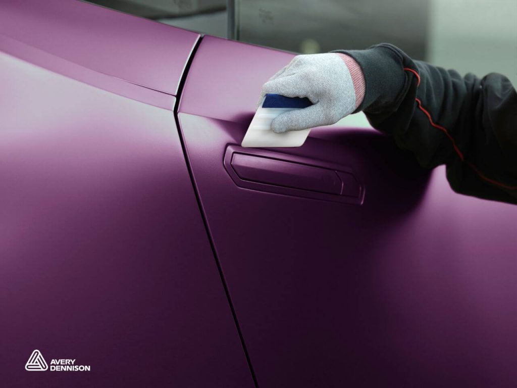 Supreme-Wrapping-Film-Avery-Dennison-Car-Wrapping